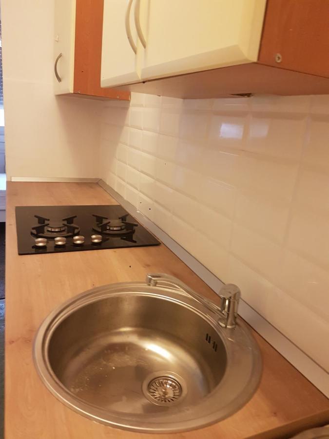 Apartment Sretni Dimnjacar Osijek Exterior foto